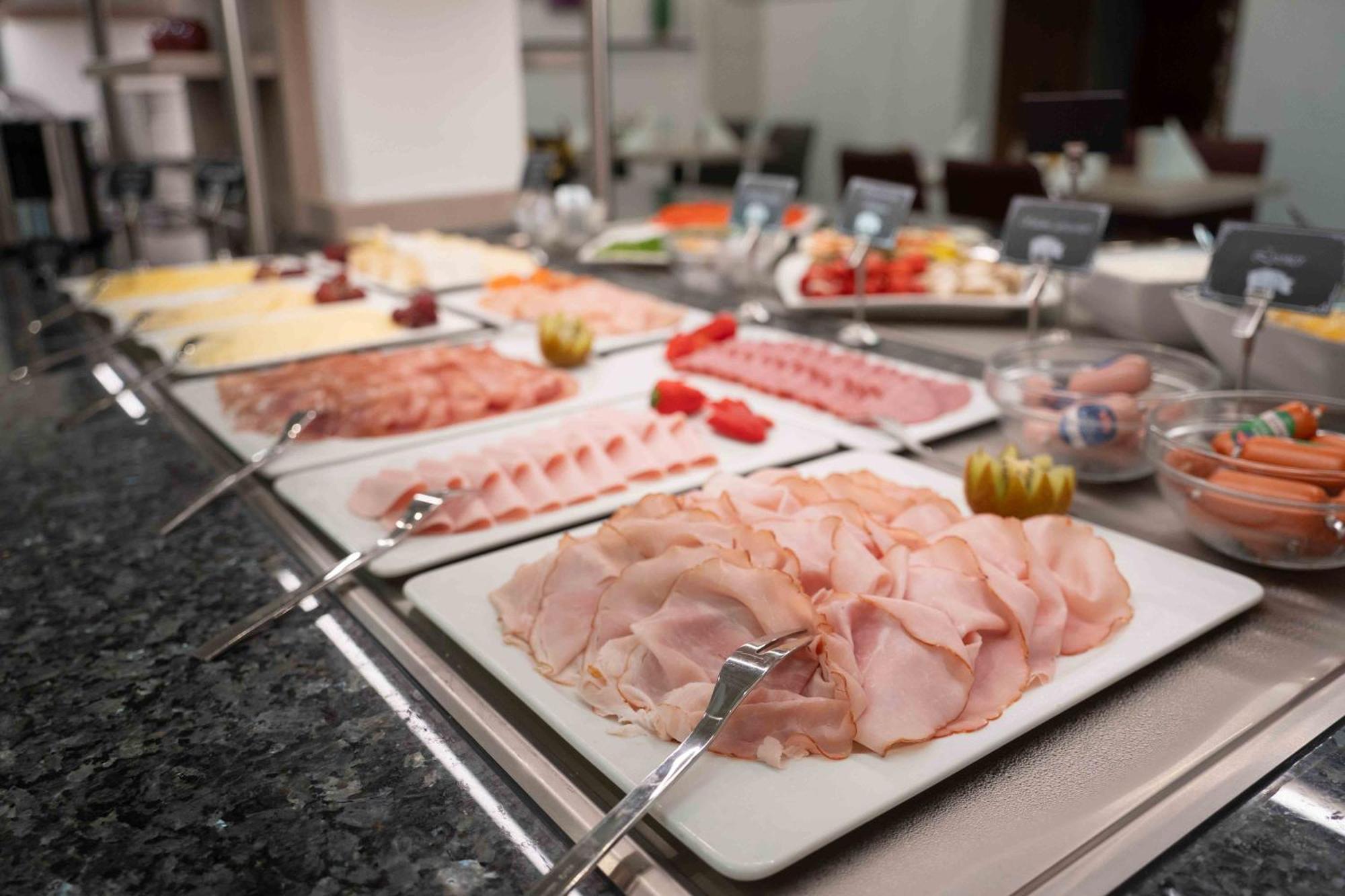 Hotel Am Freischuetz Huerth Ngoại thất bức ảnh