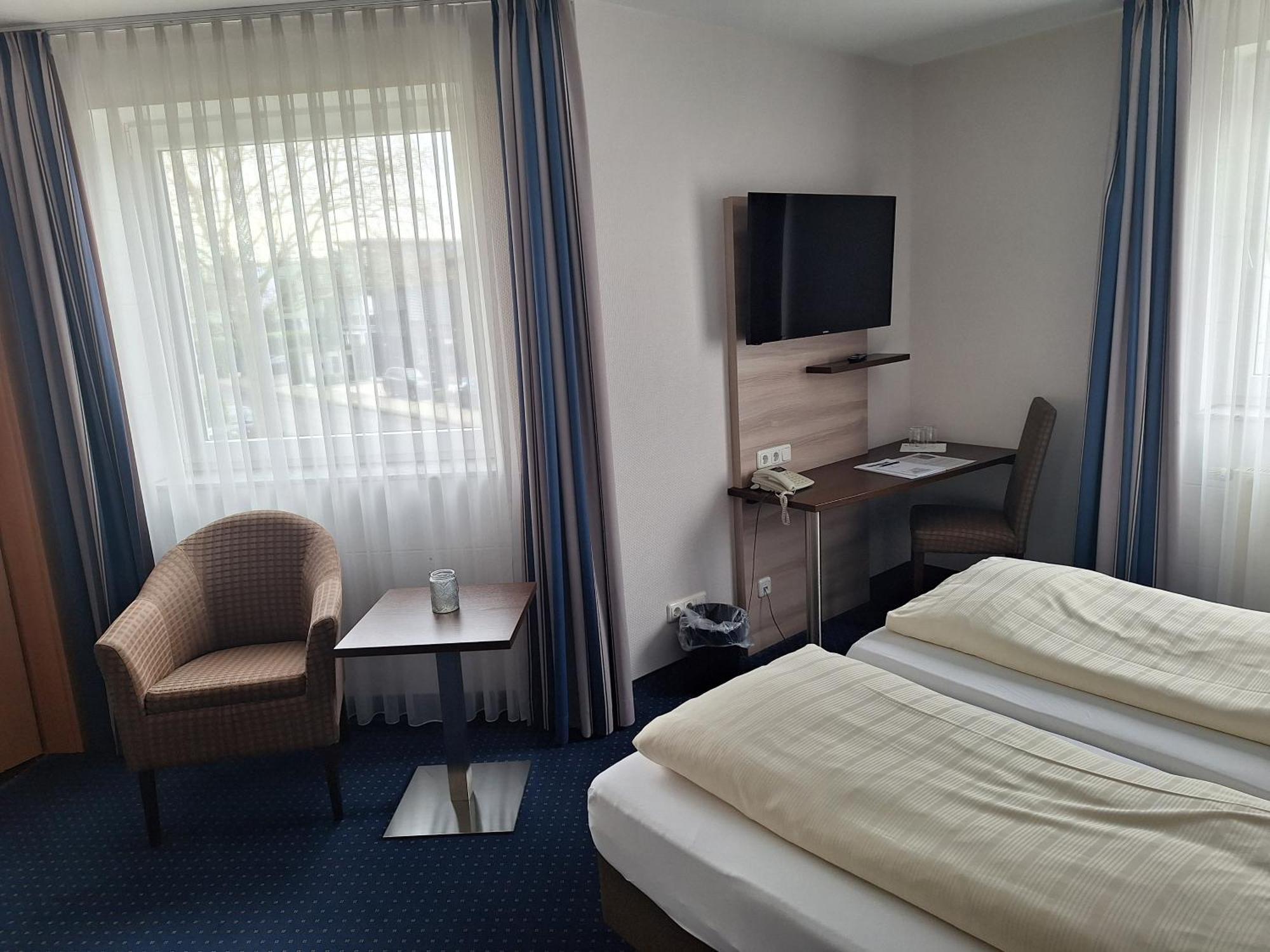 Hotel Am Freischuetz Huerth Ngoại thất bức ảnh
