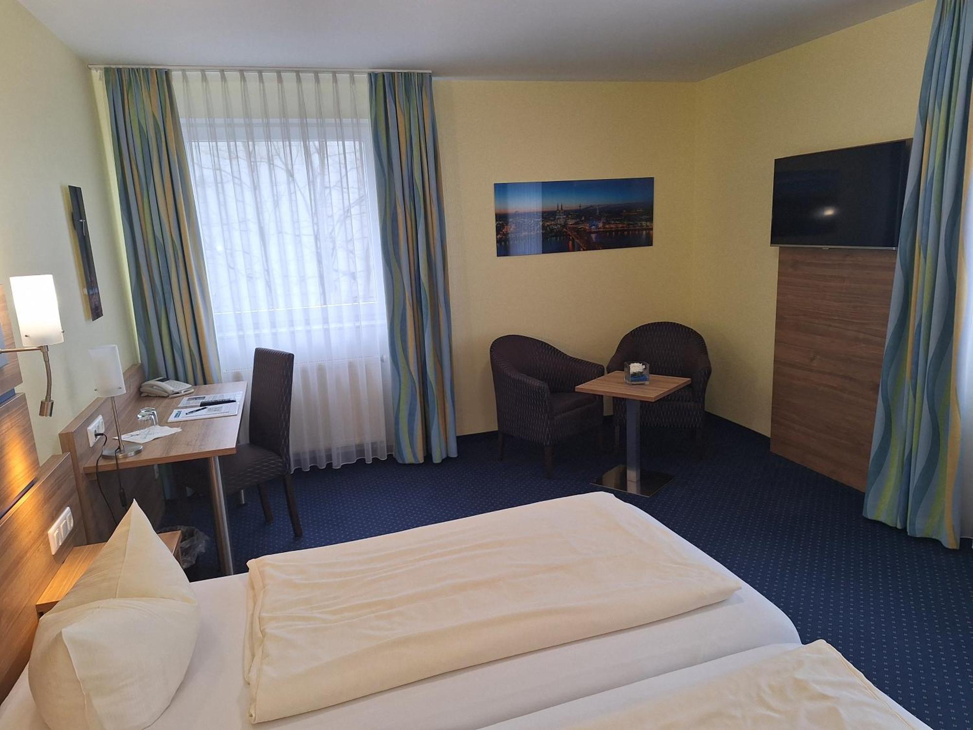 Hotel Am Freischuetz Huerth Ngoại thất bức ảnh