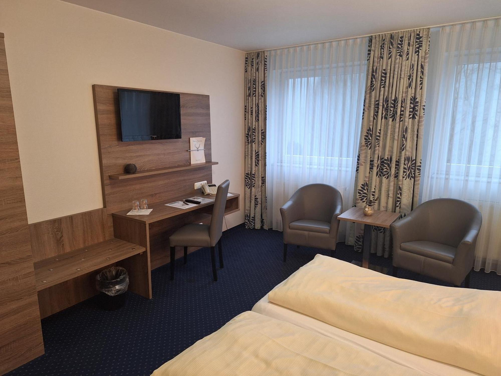 Hotel Am Freischuetz Huerth Ngoại thất bức ảnh