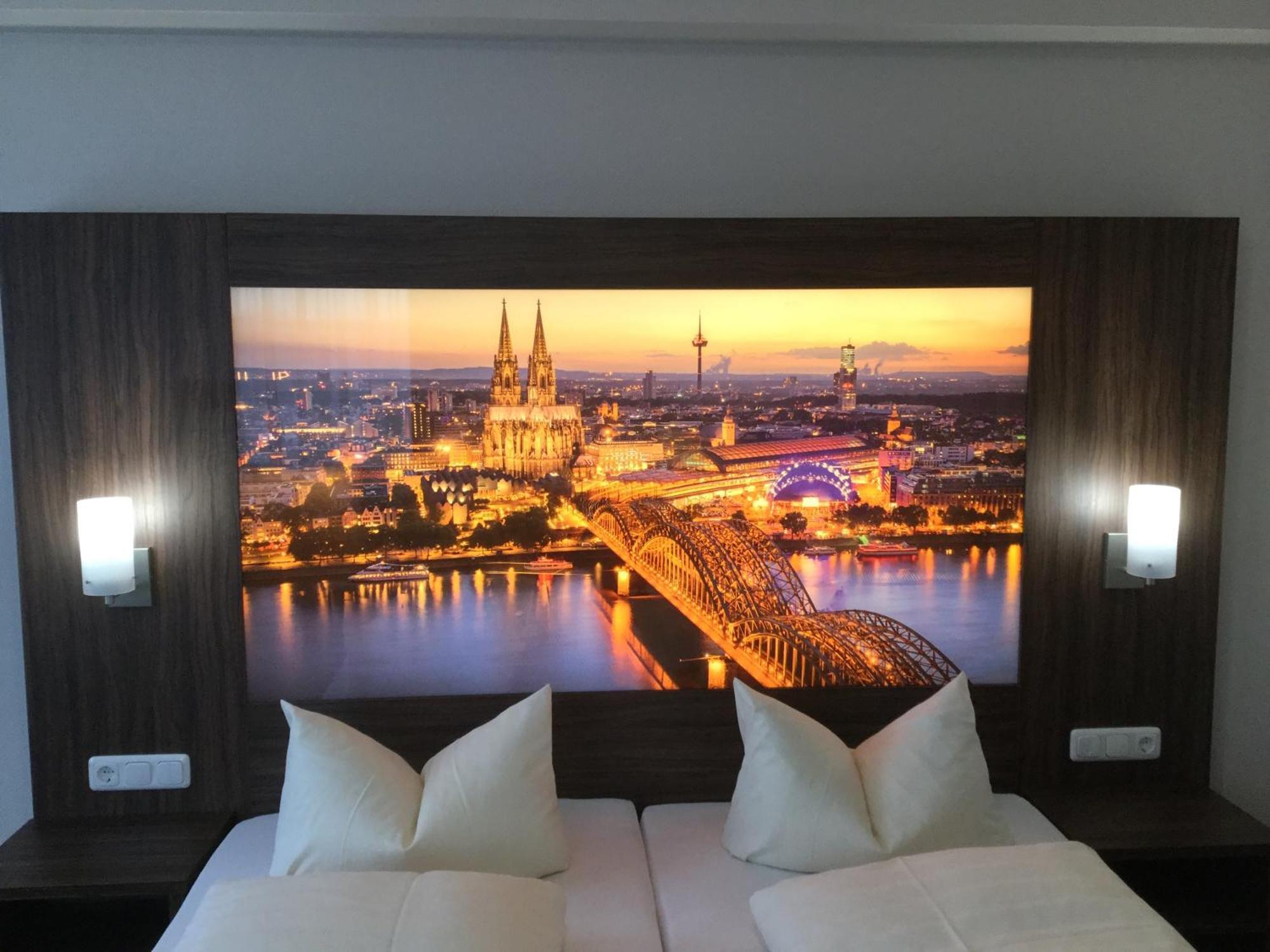 Hotel Am Freischuetz Huerth Ngoại thất bức ảnh