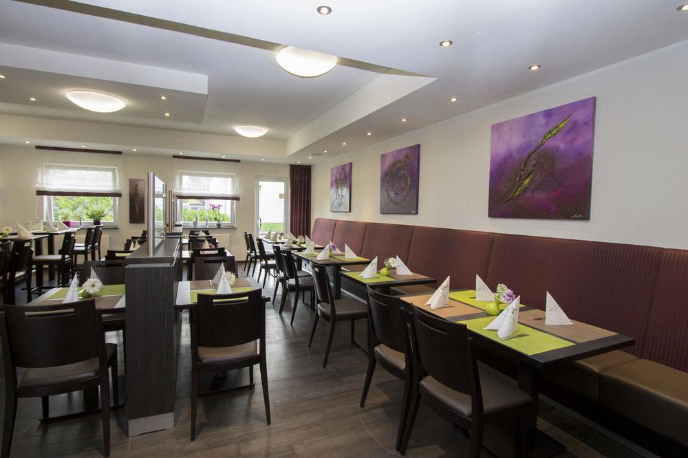 Hotel Am Freischuetz Huerth Ngoại thất bức ảnh