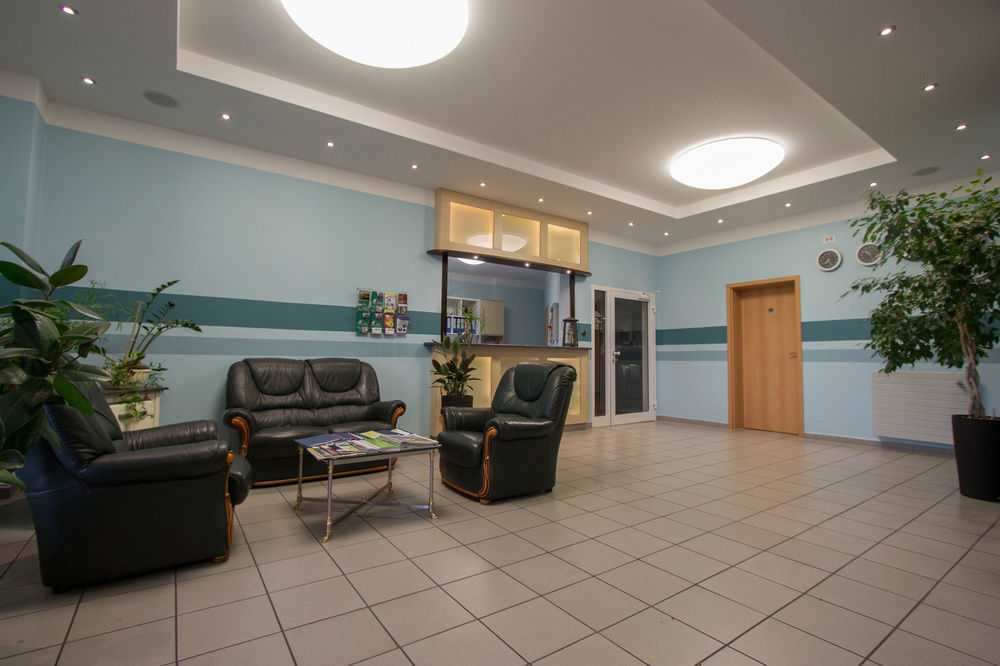 Hotel Am Freischuetz Huerth Ngoại thất bức ảnh